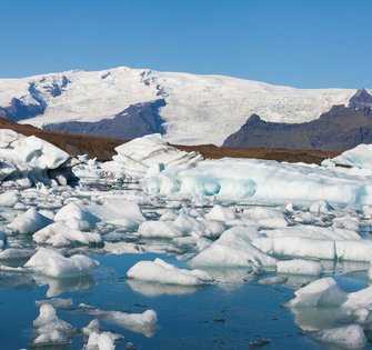 Лагуна с ледниками