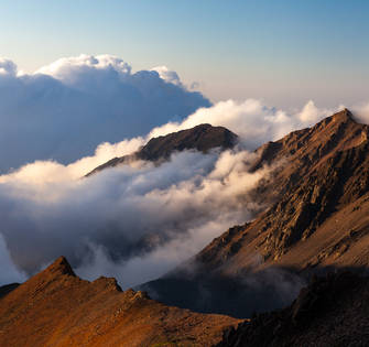 Долина Каяртысу в вечерних облаках.